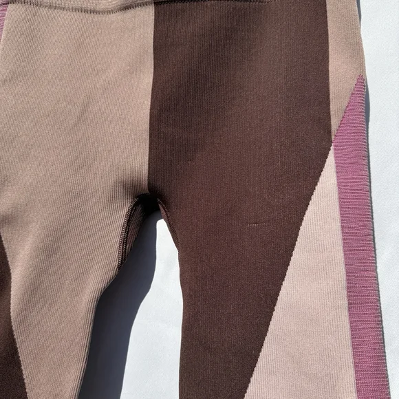 Nike Dri-FIT Pro Purple Pink Colorblock Biker Shorts M A1 - Picture 2 of 5